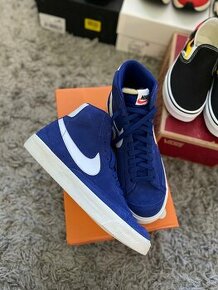 Nike Blazer