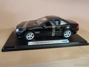 Predám model auta mercedes benz SL-500