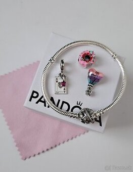 PANDORA,