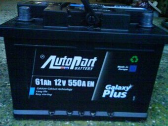 Autobateria 61Ah 550A