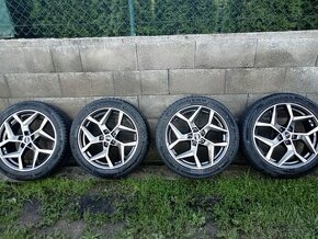 KIA/HYUNDAI 19"...245/45 R19 ORIGINAL LETNÁ SADA