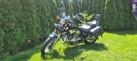 Yamaha XV 750 Virago