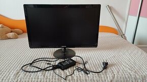 PHILIPS 24" (60cm) + LG HD kamera + klávesnica