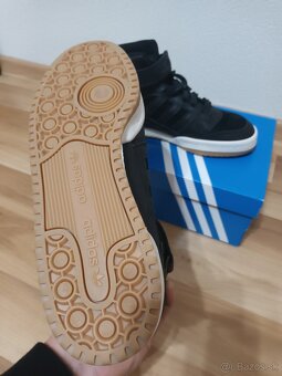 Adidas tenisky