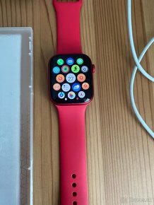 Predám Apple Watch 8 45mm RED