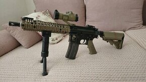 Specna arms M4 + výbava