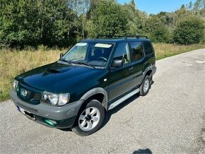 Nissan Terrano II 2.7 TurboDiesel - 1