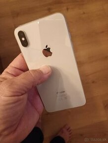 Predám krásny ako nový Iphone XS Max 64 GB