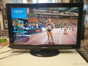 32"  LCD  TV  s  DVBT