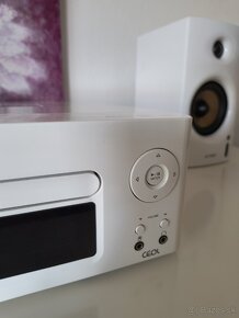 Denon RCD-N8 CEOL receiver