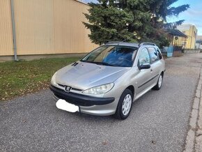 Predam peugeot 206 sw 1.4 benzín kw55 rok výroby 2006