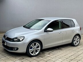 VOLKSWAGEN GOLF 6 1,6 tdi 77 kw CAYC HIGHLINE TOP STAV