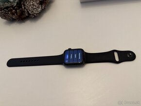 Apple Watch Series 5 44mmGPS, Vesmírne šedé hliníkové puzdro