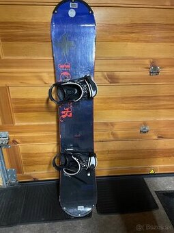 SNOWBOARD 152 cm