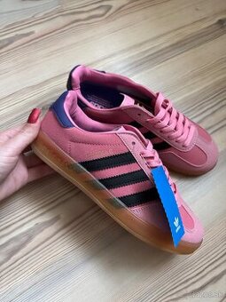 Tenisky Adisas Gazelle Pink