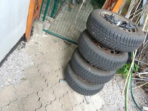 Celoročné pneumatiky