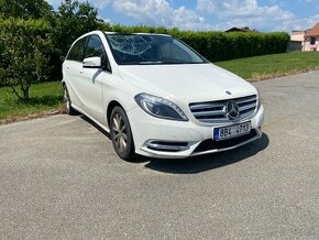 Bourany Mercedes Benz B180 cdi, rok 2012, najeto 230 tkm