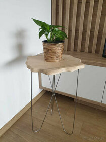 Dizajnový stolík - 1
