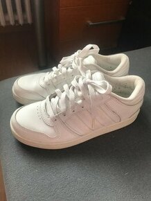 Adidas NEO - 1