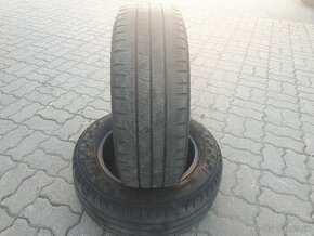 Predam 2ks preumatiky 215/60r16c zimne - 1