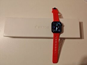 Apple watch series 8 45 mm + náramky v hodnote 100 eur 


