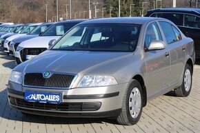 Škoda Octavia 1,6i 75 kW TOUR - 1