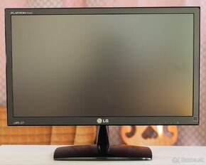 Monitor LG ips 225v