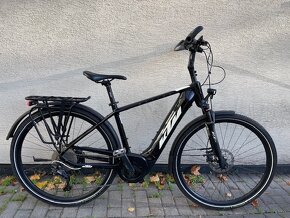 Elektrobicykel KTM Macina Tour CX