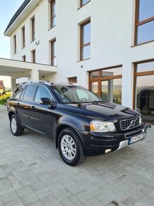 Volvo XC90 2.4 D5 7 miestne