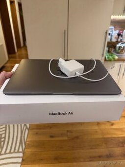 MacBook Air M1 2020