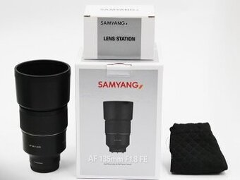 Samyang 135 mm  f 1.8