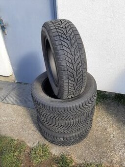 215/60r16 99H Yokohama zimne