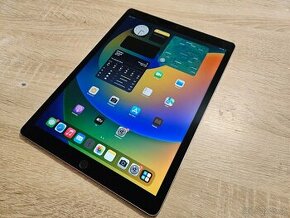 Obrovsky Ipad pro 12.9 plnefunkcny displej je v super stave