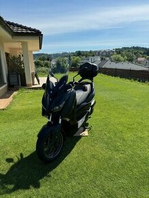 Yamaha XMAX 125 IronMax + Urban pack