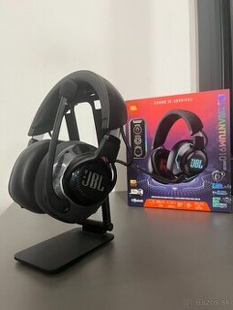 JBL Quantum 910 Wireless gaming headset