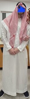 Originálny arabský thawb, vhodný ako kostým