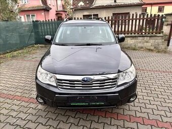 Subaru Forester 2.5i 126kW 2010 120341km Comfort 1.majitel