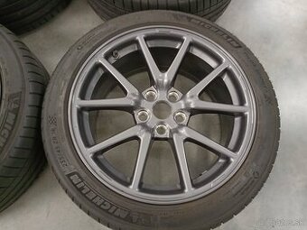 Predam letne ALU 5x114,3 R18 8,5J ET40 ORIGINAL TESLA