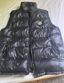 Moncler vesta