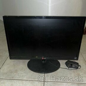 Monitor 22” LG FLATRON 22EA53VQ