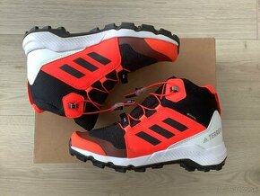 Predám nové Adidas Terrex Mid GORE-TEX