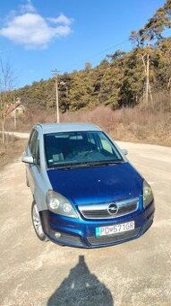 Opel Zafira 1.9 CDTi 88kwManuál 6rychl, 7-miestna verzia