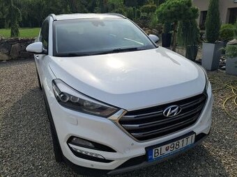 Hyundai tucson - 1