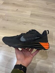 Nike Lunar Roam, športová obuv veľkosť UK7,5