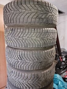 Zimne pneu 215/60 r16