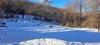 REZERVOVANÉ Pozemok na stavbu domu 1910m2 na polosamote,  Kr