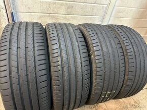 Predám 205/55R16 letné Pirelli - 1