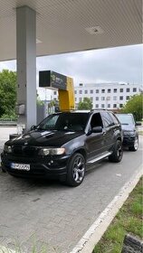 BMW X5 4.4