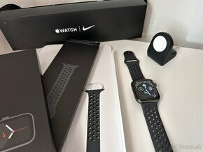 Predám Apple Watch 6 Nike 44mm