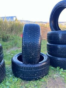 Predám Zimné Pneumatiky 225/45R17 - 1